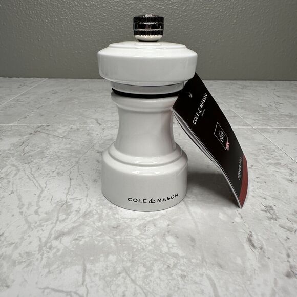 Cole & Mason Hoxton Pepper Mill Pepper Grinder White Gloss - Picture 7 of 13